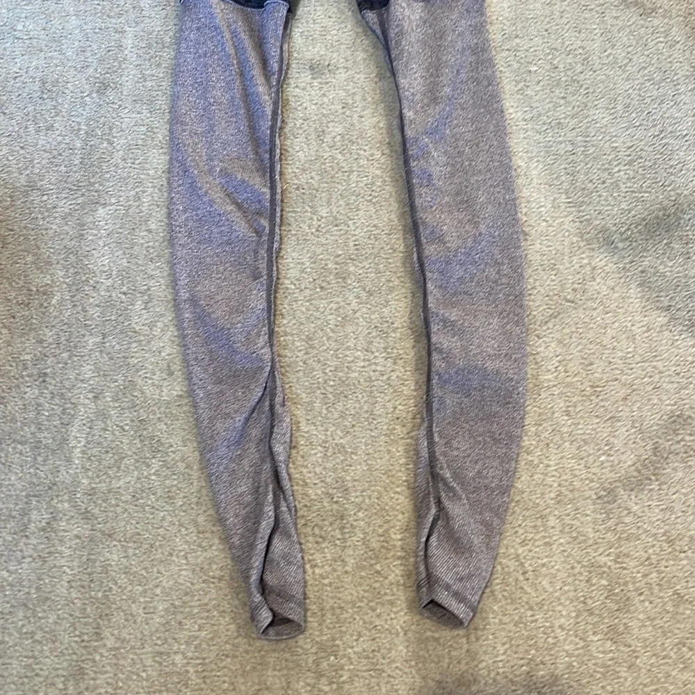 Alo Yoga Gray High Waisted Goddess Ribbed Knit Leggings Size M Ruched Dance